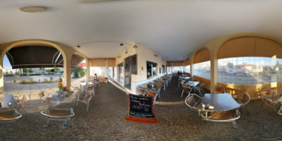 Cafeteria La Extremena inside