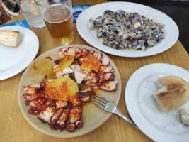 Taberna Entre Cáceres Y Badajoz food