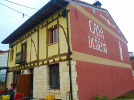 Casa De Los Deseos outside