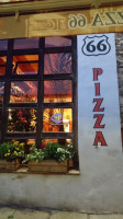 Pizza 66 -zavŘeno Exterior