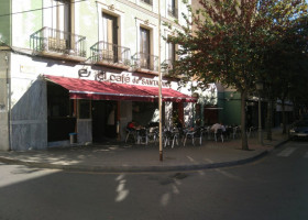 El Cafe De Santa Ana outside