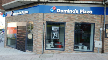 Domino's Pizza Albericia food