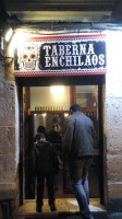 Taberna Los Enchilaos food