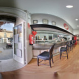 Las Tapitas De Stuart food