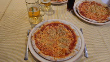 Pizzeria Mozzarella food