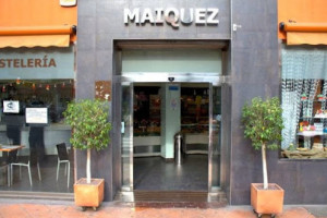Maiquez inside