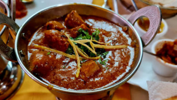 Hindustani Indian food