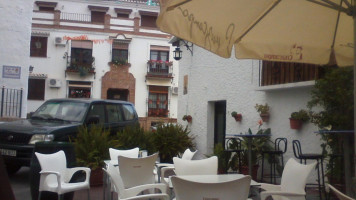Taberna El Rinconcito outside