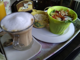 Cafe El Jardin De Las Flores food