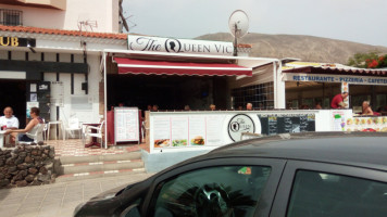 The Queen Vic food