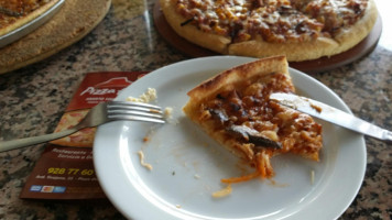 Pizza Hut food