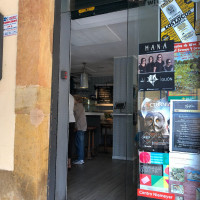 Prida Oviedo Cafe outside