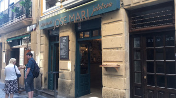 Restaurante José Mari inside