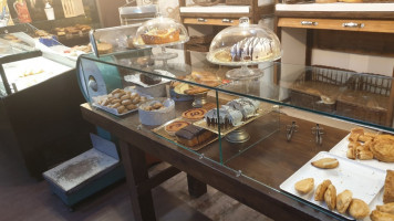 Panaderia Cafeteria Confiteria Bernal food