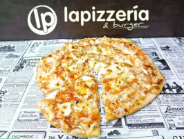 Lapizzeria food