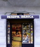 Reserva Ibérica inside