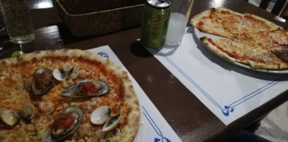 Pizzeria Azzurra food