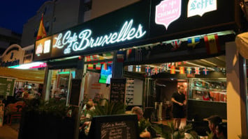 Le Cafe De Bruxelles food