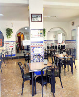 Cafe De Piti inside