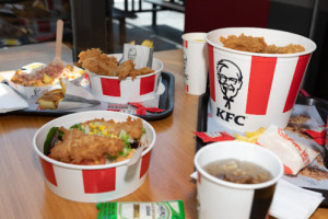 Kfc Peris Y Valero food