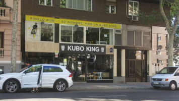 Kubo King outside