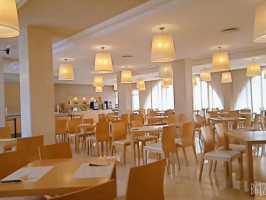 Malandar Cafe Copas inside