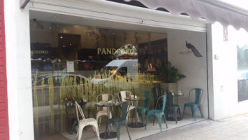 Panaderia Pan De Oro inside