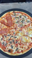 Pizza Pazza food