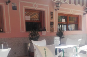 Cafe La Glorieta inside
