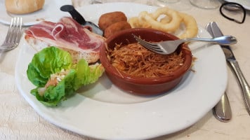 La Torre Del Pla food