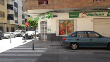 Cafe Almoradi outside