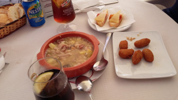 Cafeteria La Baronia food
