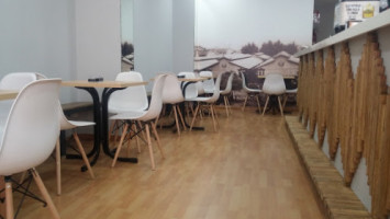Cafe Del Mercat inside