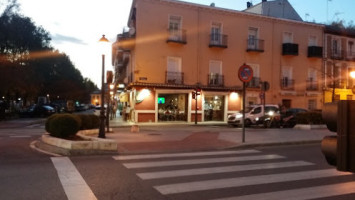 Cafe La Farnesina outside