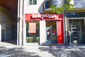 Telepizza Av Tolosa outside