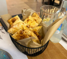 La Mafia Se Sienta A La Mesa Gran Via food