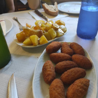 Meson El Carbayu food