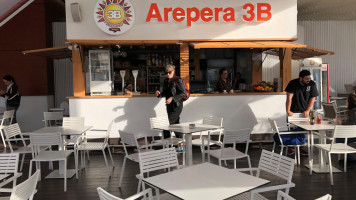 Arepera 3b food