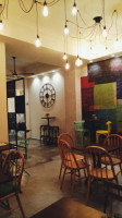 Mon P'ti Cafe inside