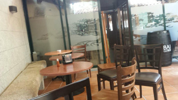 Cafe Betanceiro inside