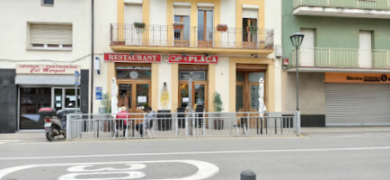 Cafe De La Placa outside