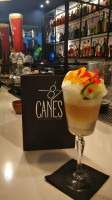 8 Canes Cocktail food