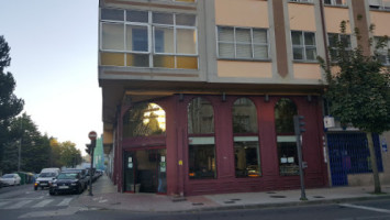 Panaderia Illan outside