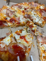 Pizzeria A Punto Y Coma food