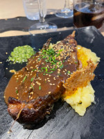 L'hostalet food