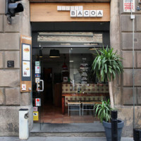 Little Bacoa Hamburguesería En Barcelona outside