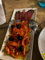 Bodego De La Sarieta food