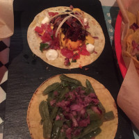 La Canalla Tacos Y Tragos food