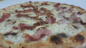 La Pizza Da Luca food