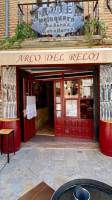 Arco Del Reloj food